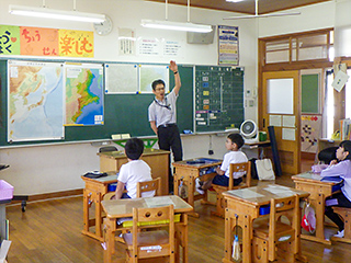 �n�}�����E���ʑ̌��w�K