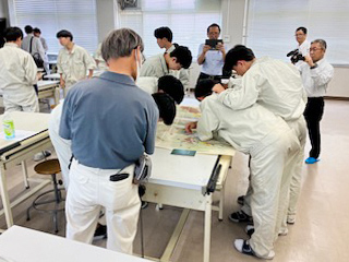 �ÍH�ƍ����w�Z�@�o�O����